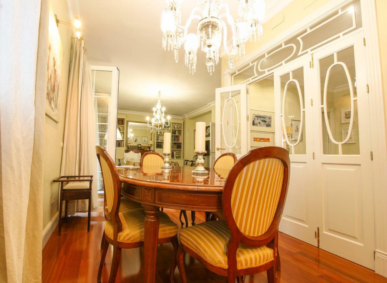 Apartamento La Feria Apartment เซบีญา ภายนอก รูปภาพ
