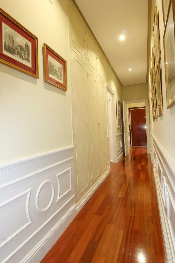 Apartamento La Feria Apartment เซบีญา ภายนอก รูปภาพ