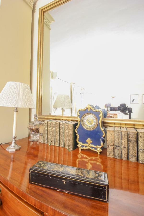 Apartamento La Feria Apartment เซบีญา ภายนอก รูปภาพ